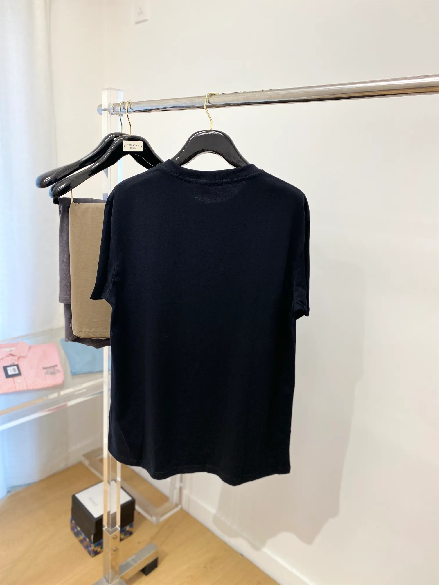 、 T ， ， logo， Versatile 。 260g ， ， ， ，Sizes S-XXL